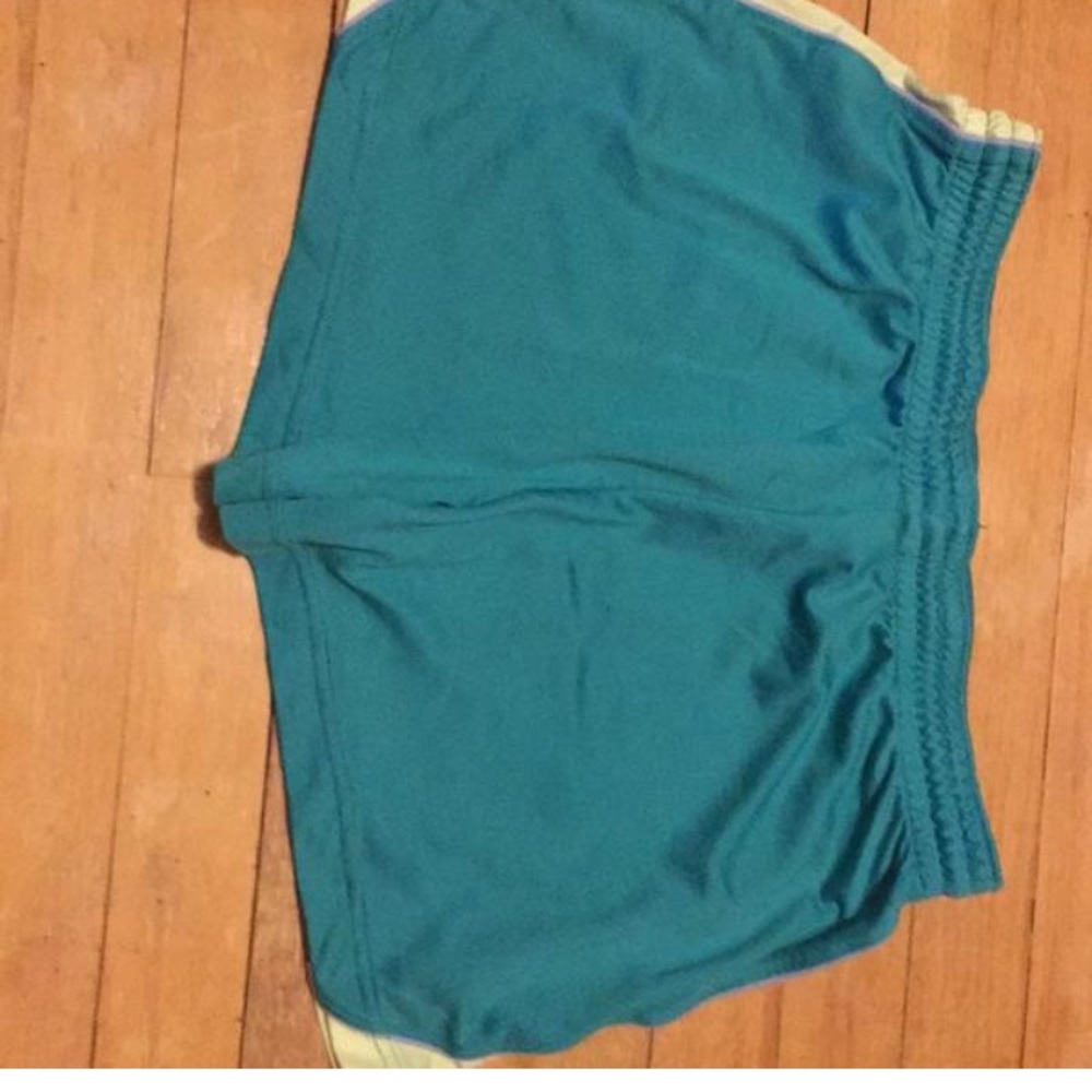 Nike shorts🛍🛍🛍 - Picture 4 of 6